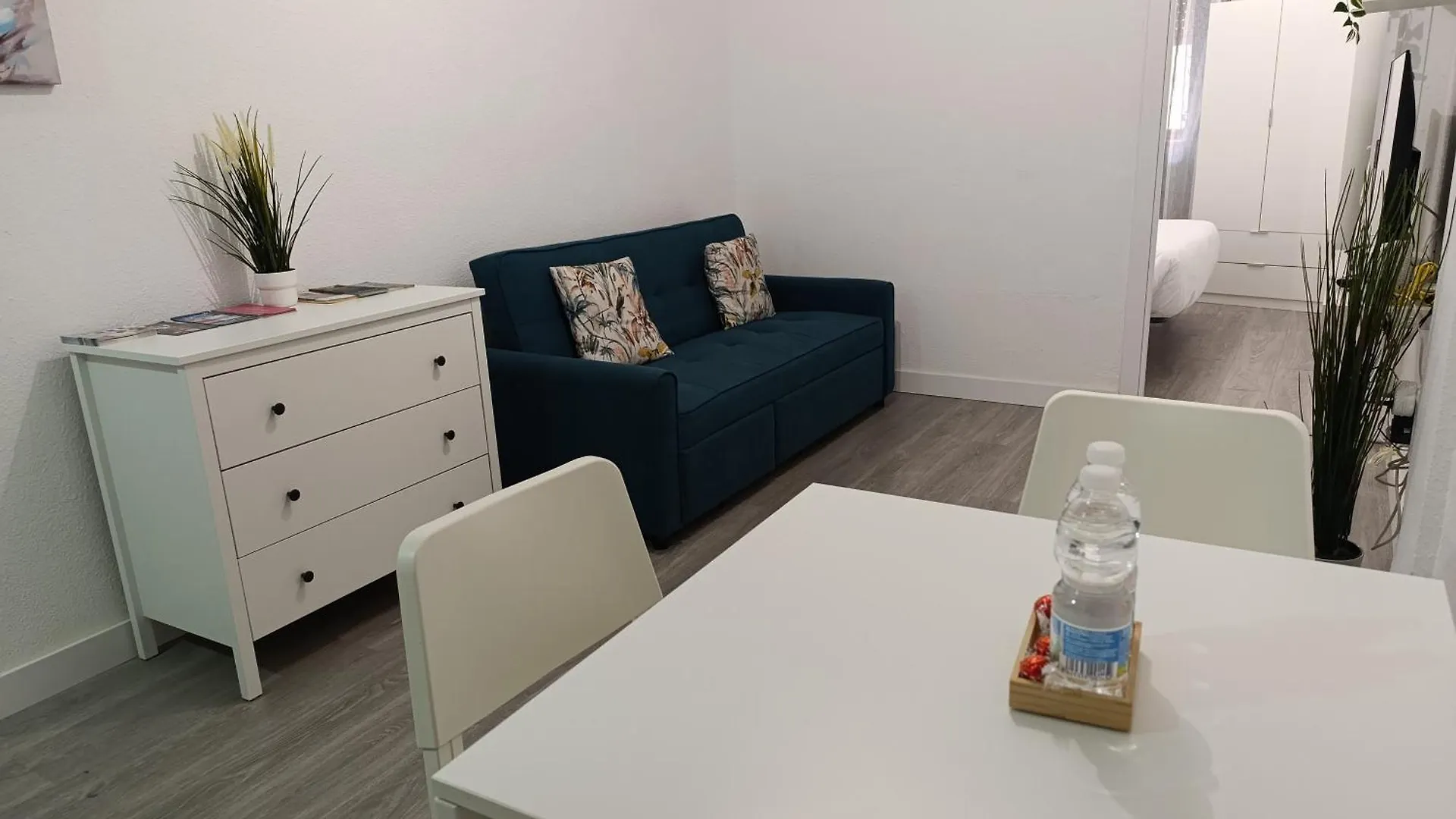 Agua 17 Apartment Malaga 0*,
